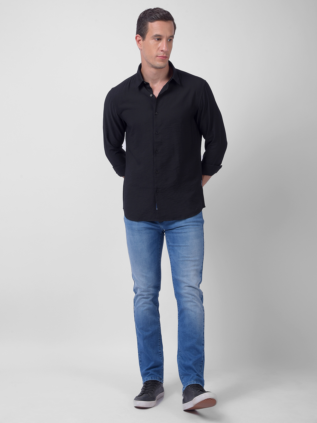 Numero Uno Men Solid Black Regular Fit Shirt